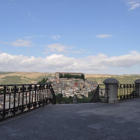 Udammusu34 Villa Ragusa Bagian luar foto