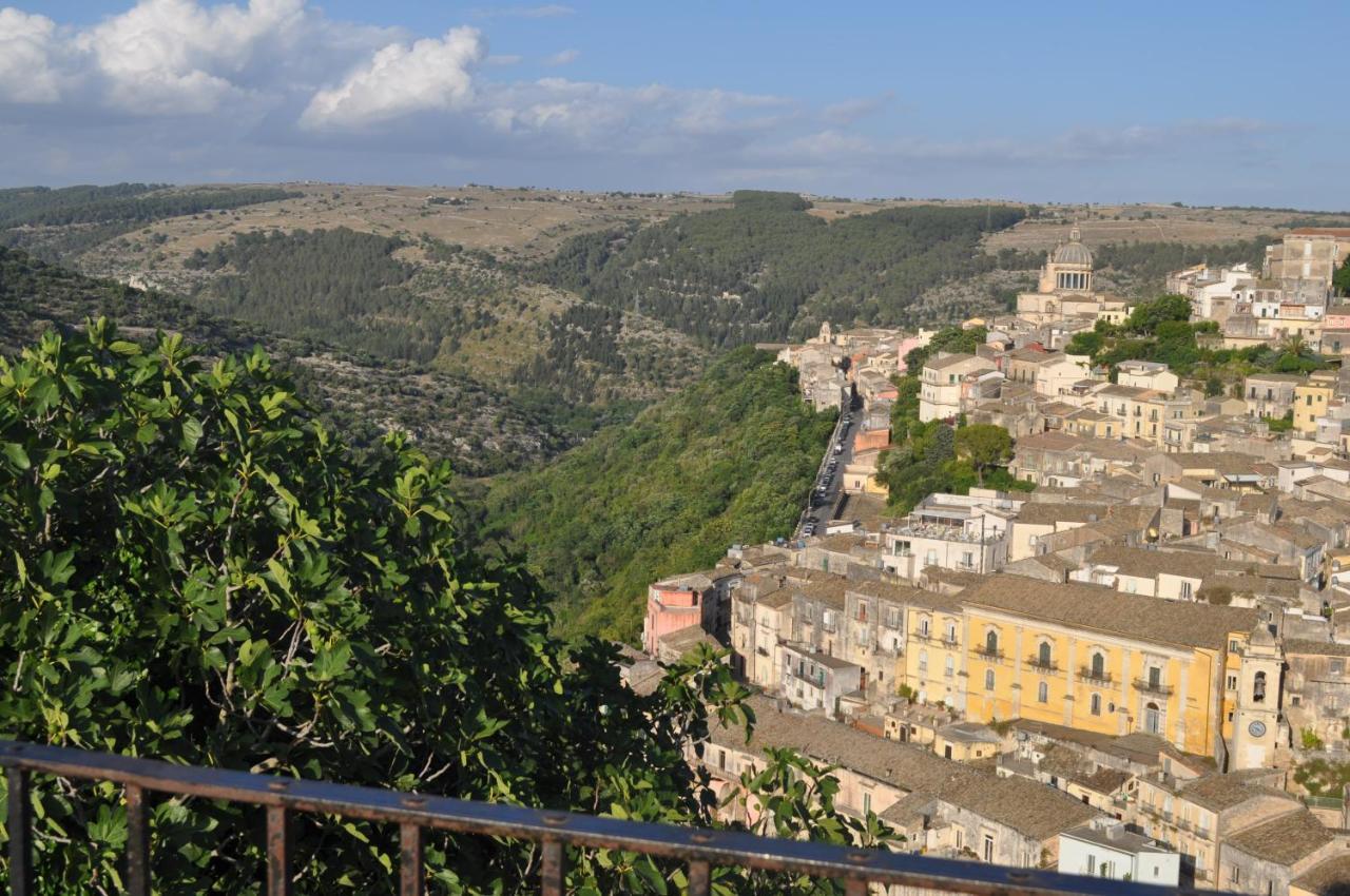 Udammusu34 Villa Ragusa Bagian luar foto